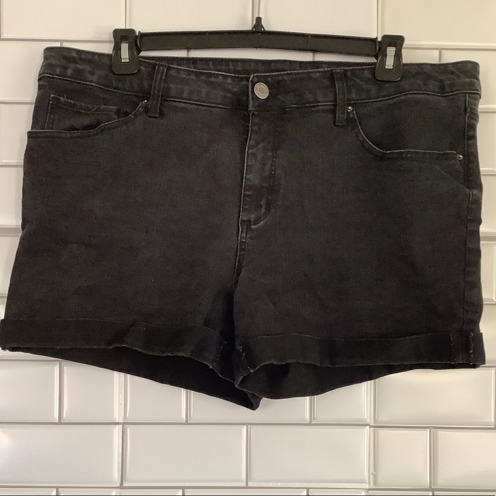 Time n tru black Jean shorts